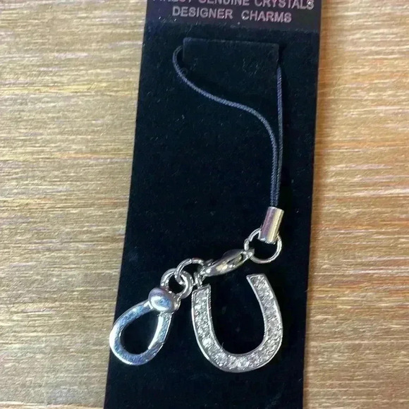 Lauren-Spencer Horseshoe Charm - Picture 1 of 10